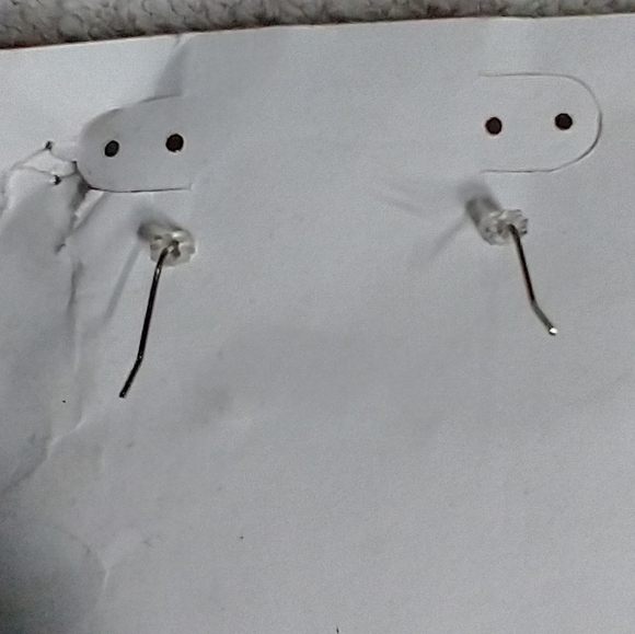 Katrina's collection handcrafted Black stone wire dangle earrings silvertone - Picture 3 of 3